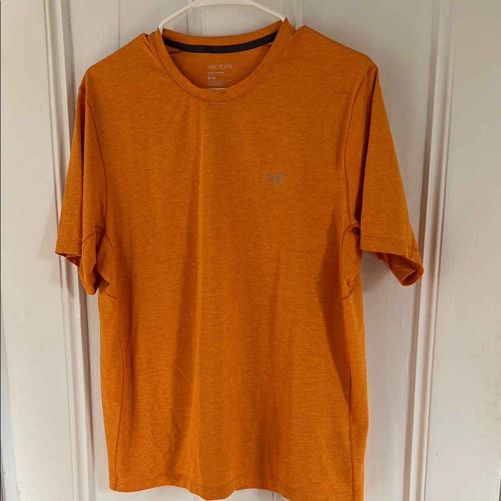 New Arc'teryx Men's yellow/Orange T-Shirt